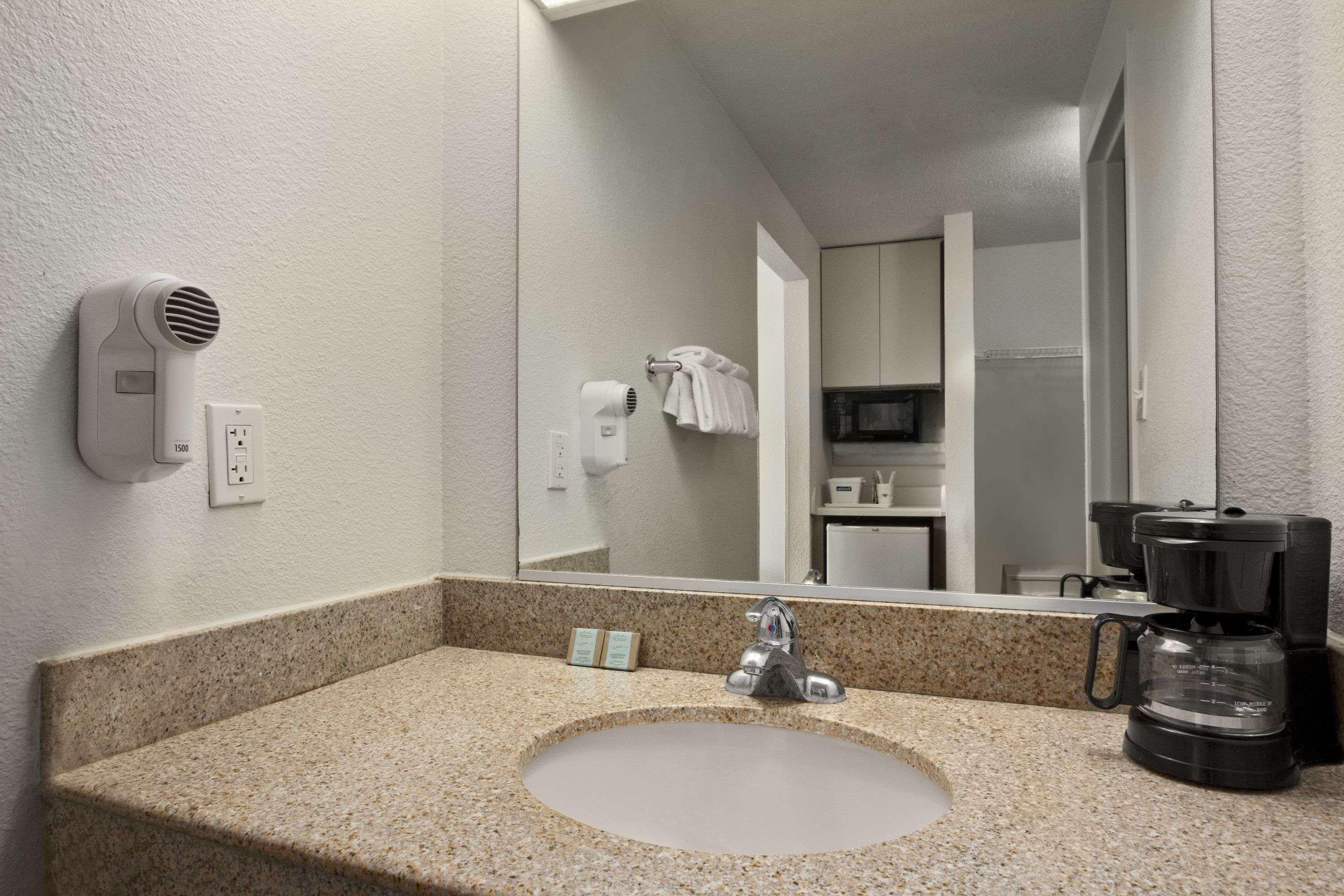 Travelodge by Wyndham Outer Banks/Kill Devil Hills Eksteriør bilde